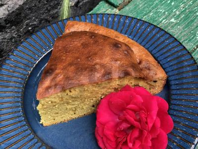 Pyragas rožinio sirupo pagrindine nuotrauka