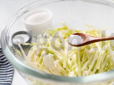 Šviežių daržovių salotos Žingsnis 4