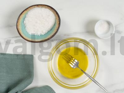 Morkų salotas su žaliu žirneliu Žingsnis 3