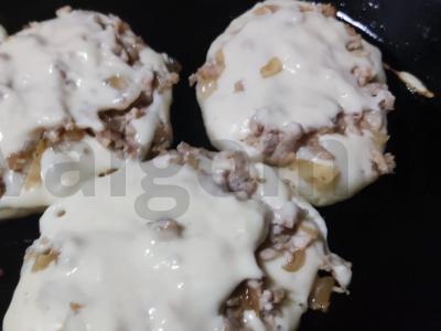 Blynai su faršu ir svogūnais Žingsnis 4