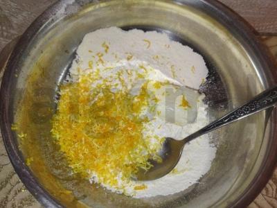 Apelsinų pyragas su varškės sūriu Žingsnis 4