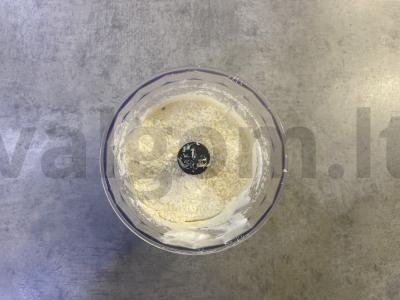 Bananų-varškės blynai su kokosu „Meškiukai“ Žingsnis 2