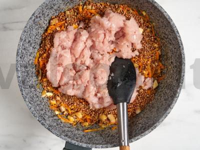 Grikių košė su faršu orkaitėje Žingsnis 5