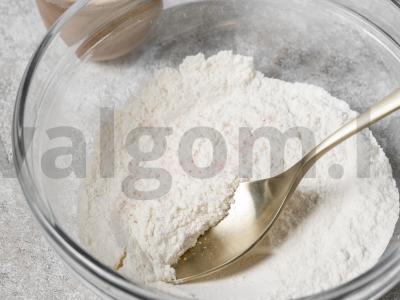 Traškūs namų krekeriai Žingsnis 1