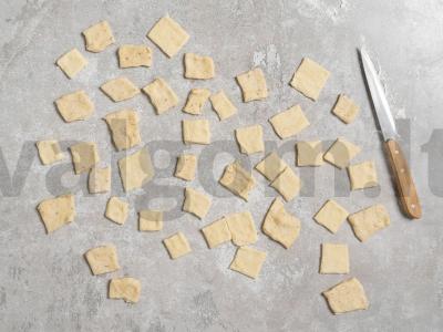 Traškūs namų krekeriai Žingsnis 9