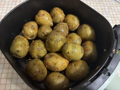 Kūdikių bulvės oro grilyje Žingsnis 6