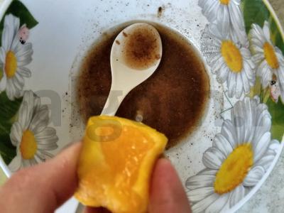 Švelni ir sultinga antis su apelsinais ir bulvėmis Žingsnis 4