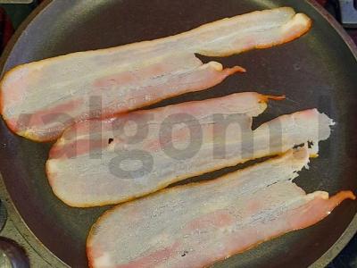 Pusryčiai su bekonu, kiaušiniu ir paprika Žingsnis 2