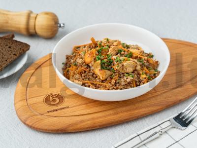 Grikių košė su vištiena pagrindine nuotrauka