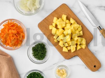 Pupelių ir salierų sriuba Žingsnis 3