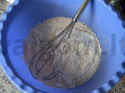 Beigluteniai bananų blynai Žingsnis 2