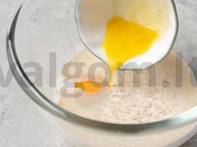 Cinamono sraigės karamelėje Žingsnis 3