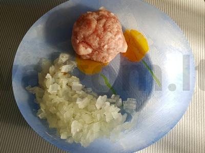 Šampinjonai, įdaryti vištiena ir sūriu Žingsnis 3