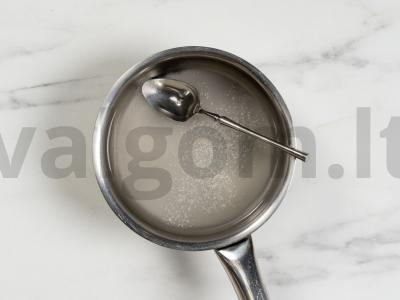 Krepšeliai su uogų įdaru ir baltymų kremu Žingsnis 12