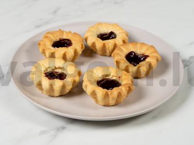 Krepšeliai su uogų įdaru ir baltymų kremu Žingsnis 16