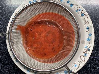 Gėrimas iš spanguolių, šaltalankių, bruknių ir imbiero Žingsnis 4