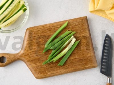 Lengvi springiniai ritinėliai su krevetėmis ir grybais Žingsnis 5