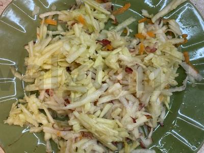 Morkų-obuolių salotas Žingsnis 3