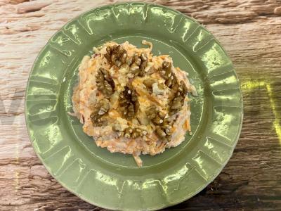 Morkų-obuolių salotas pagrindine nuotrauka