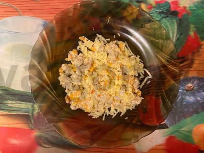 Patiekalas „Oelana“ su daržovėmis ir kiaulienos minkštimu pagrindine nuotrauka