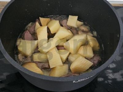 Kalakutų širdelių ir grybų sriuba Žingsnis 3