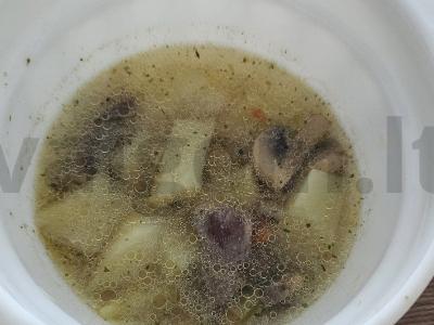 Kalakutų širdelių ir grybų sriuba Žingsnis 7