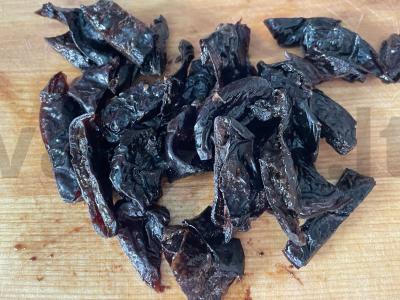 Avižinė košė su džiovintais slyvomis Žingsnis 1