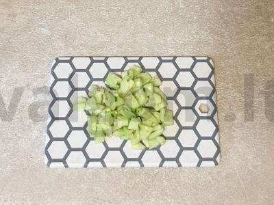 Daržovių salotos su anakardžiais Žingsnis 1