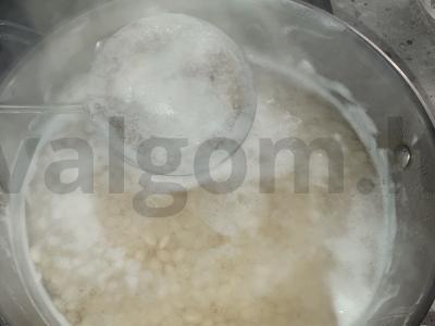 Baltoji pupelė su daržovėmis Žingsnis 1