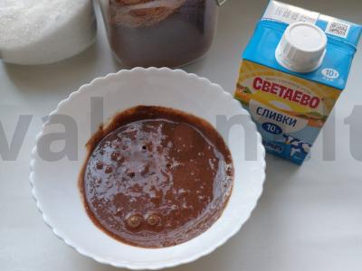 Puodelio pyragas su kakava Žingsnis 3