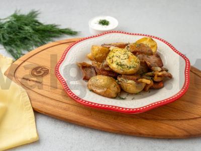 Bulvės su lašiniais pagal močiutės receptą pagrindine nuotrauka