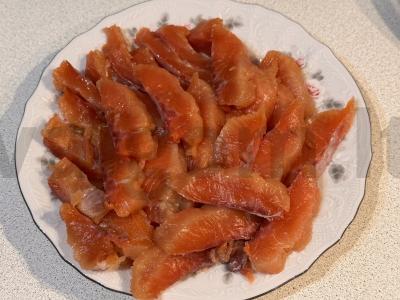 Sūdyta lašiša namuose pagrindine nuotrauka