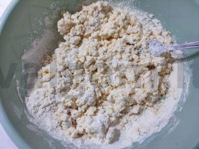 Varškėčiai iš grūdėtos varškės Žingsnis 3