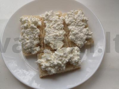 Tostai su varške ir persimonu Žingsnis 6