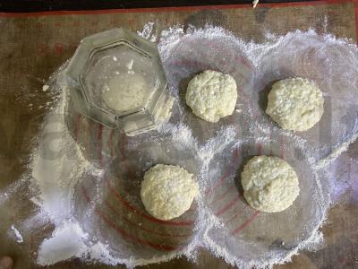 Varškėčiai iš grūdėtos varškės Žingsnis 4