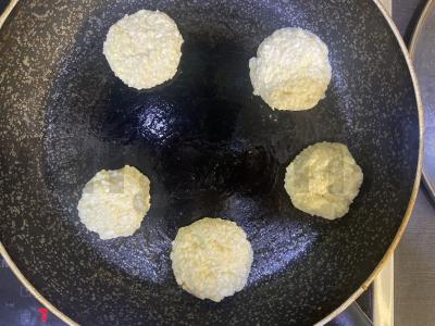 Varškėčiai iš grūdėtos varškės Žingsnis 5