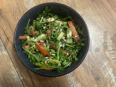 Dietinis salotas su rukola ir kiviu Žingsnis 7