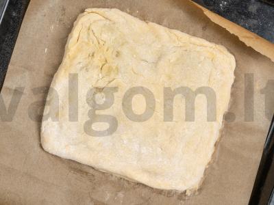 Pyragas su bulvėmis ir žuvų konservais Žingsnis 6