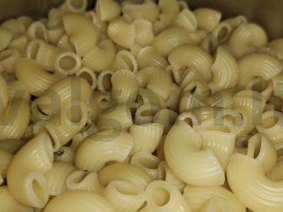 Antras patiekalas „Rageliai su meatballs ir lecho“ Žingsnis 4