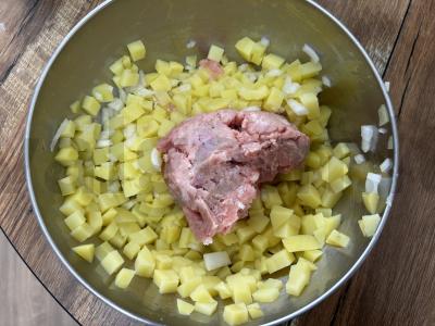 Kampinės bandelės su mielių tešla, bulvėmis ir faršu Žingsnis 5