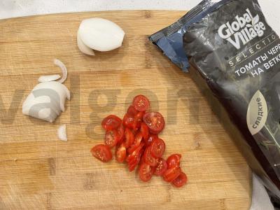 Karštas šuo su dešrele ir daržovėmis Žingsnis 3