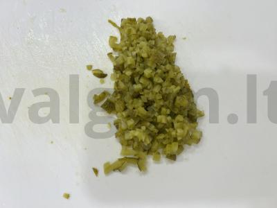 Karštas šuo su dešrele ir daržovėmis Žingsnis 4