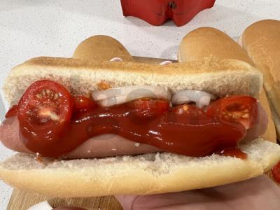 Karštas šuo su dešrele ir daržovėmis Žingsnis 8