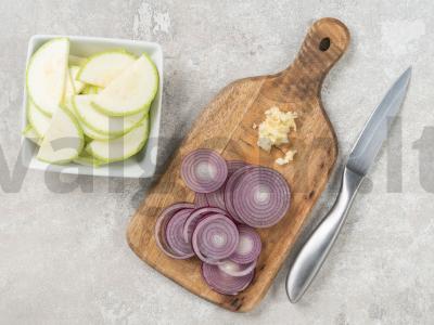 Menkių filė su sūriu, cukinijomis ir česnaku Žingsnis 1