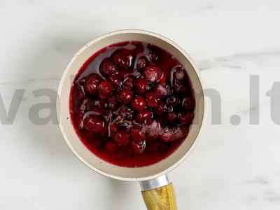 Tortas „Girtas vyšnias“ Žingsnis 2