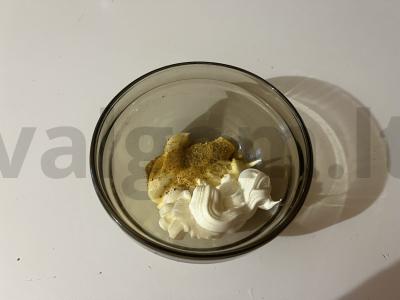 Sotūs salotas su apelsinais Žingsnis 1