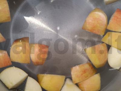 Vyšnių-obuolių kompotas Žingsnis 2