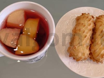 Vyšnių-obuolių kompotas pagrindine nuotrauka