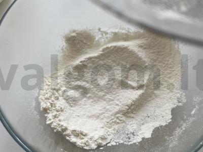 Mini lavašai ant mineralinio vandens Žingsnis 1