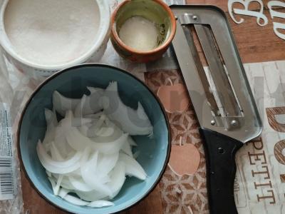 Paprastas žuvies salotas iš trijų ingredientų Žingsnis 1